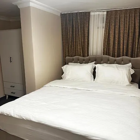 Hotel New Harbiye B4 *